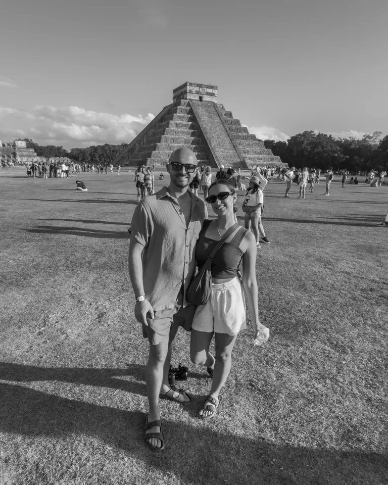 Faye and Liam together in Mexico