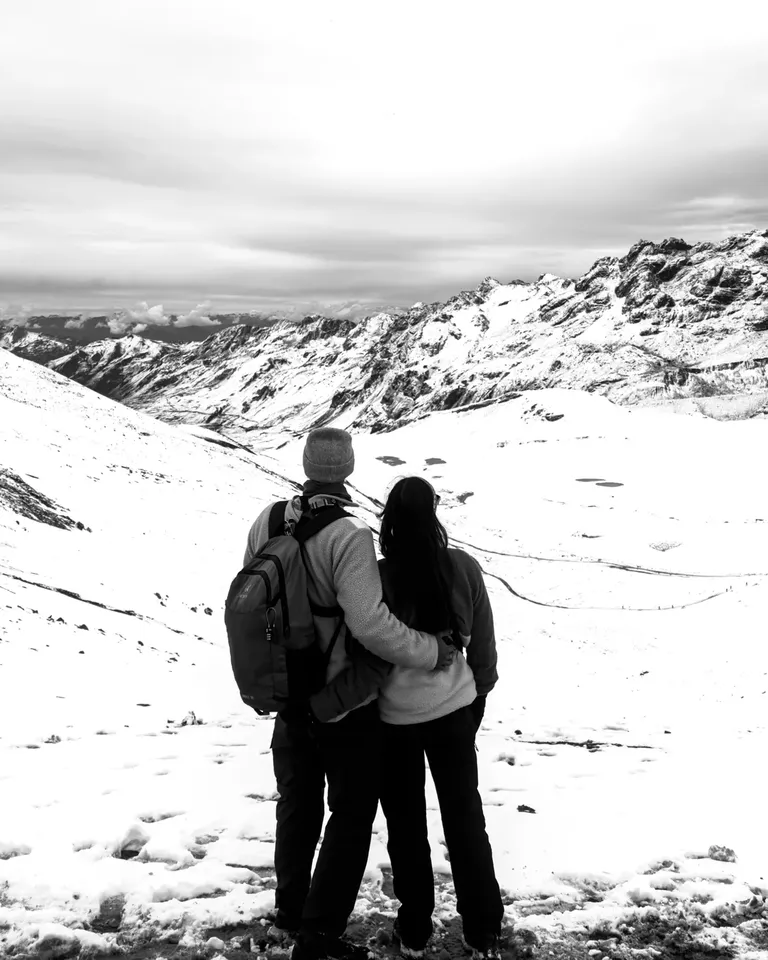 Faye and Liam together in Peru